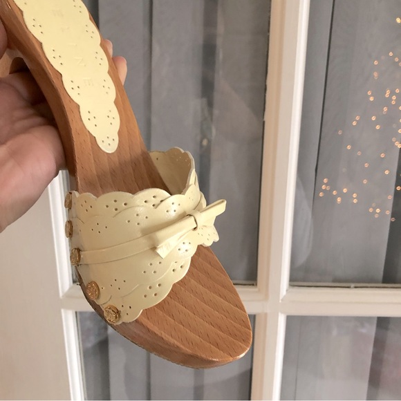 CELINE Ivory/Cream Wooden Heels with Bow - Picture 2 of 15